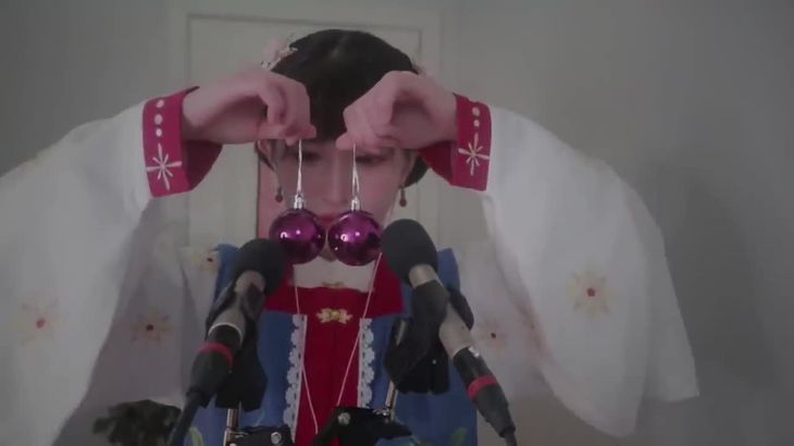 Christmas-Whispering-ASMR-平安夜吃苹果，圣诞节快乐~