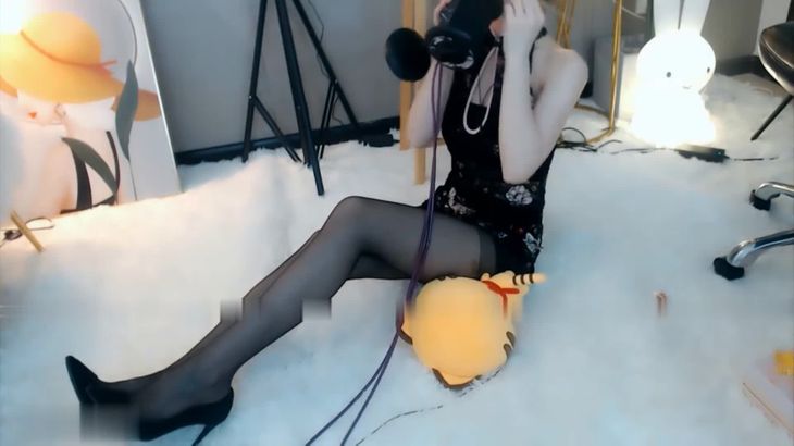 [阿稀稀大魔王ASMR]足控史莱姆摇水瓶弹舌口腔音触发音视频集 9