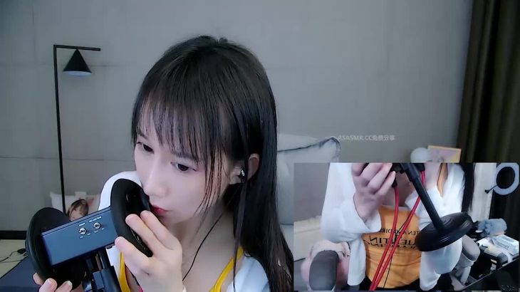 ASMR阿稀稀大魔王 双机位口腔音和耳朵按摩