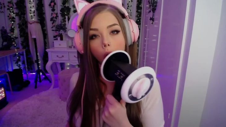 [Telishamaree]猫咪舔耳亲吻按摩你的耳朵